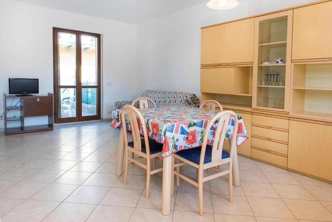 S130 - Sirolo, deliziosa villetta con terrazzo Esterno foto