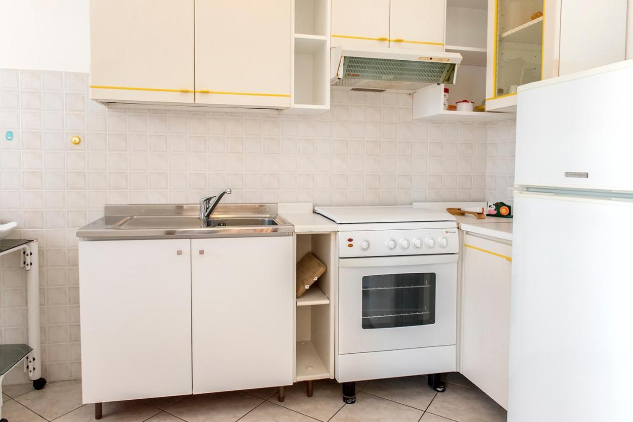 S130 - Sirolo, deliziosa villetta con terrazzo Esterno foto