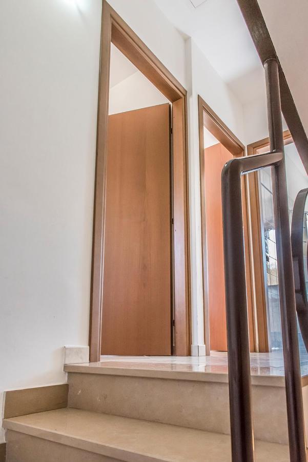 S130 - Sirolo, deliziosa villetta con terrazzo Esterno foto